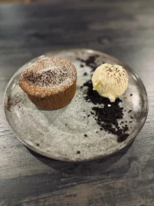 Coulant chocolat de notre chef et sa glace vanille artisanale